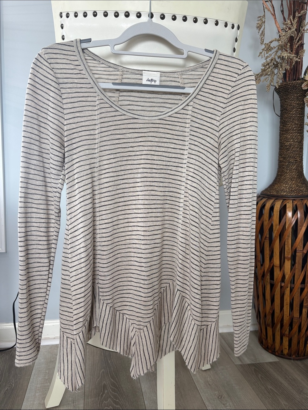Buckle  Daytrip Beige and Black Striped Long-Sleeve Scoop Neck Tunic